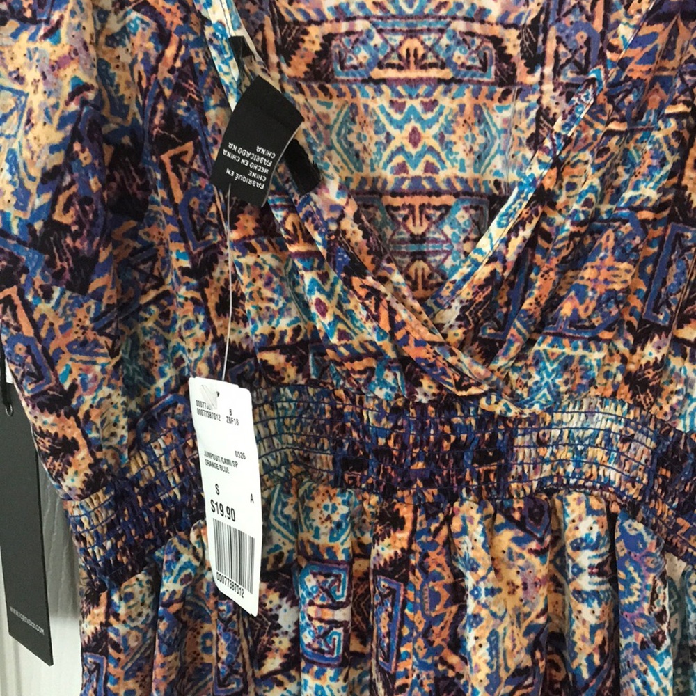 F21 Multicolor patterned romper - Picture 3 of 3